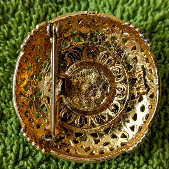 Vintage Brooch - Picture 2 of 2